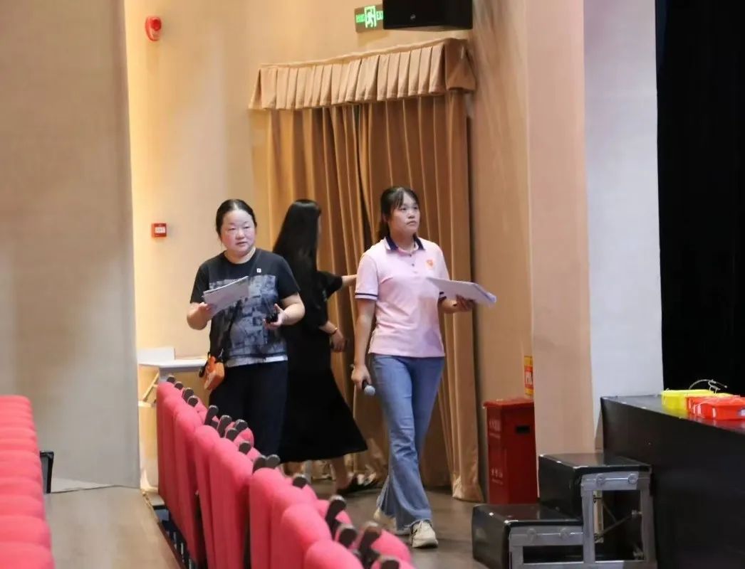 095A93A1-17 095A93A1-17